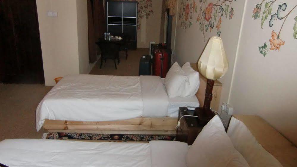 Bhutan Metta Resort And Spa Paro Luaran gambar